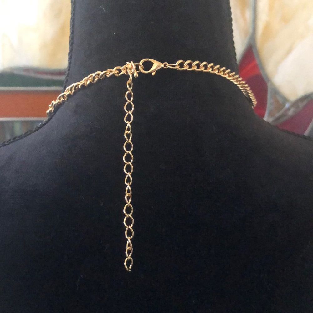 Statement necklace - Picture 3 of 3